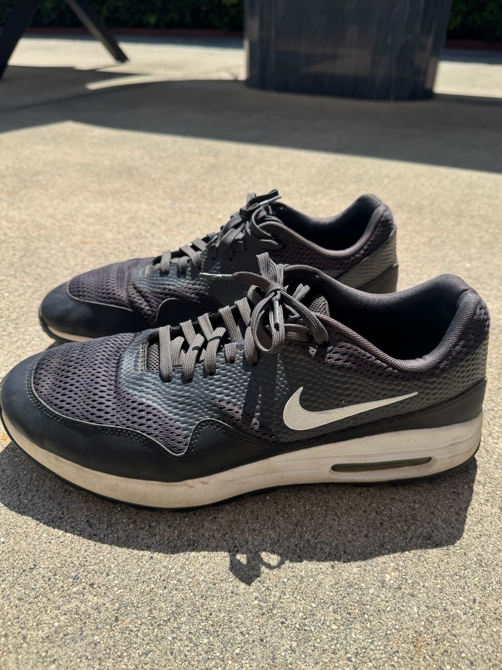 Nike AirMaX Men’s Black and Gray Golf Shoes